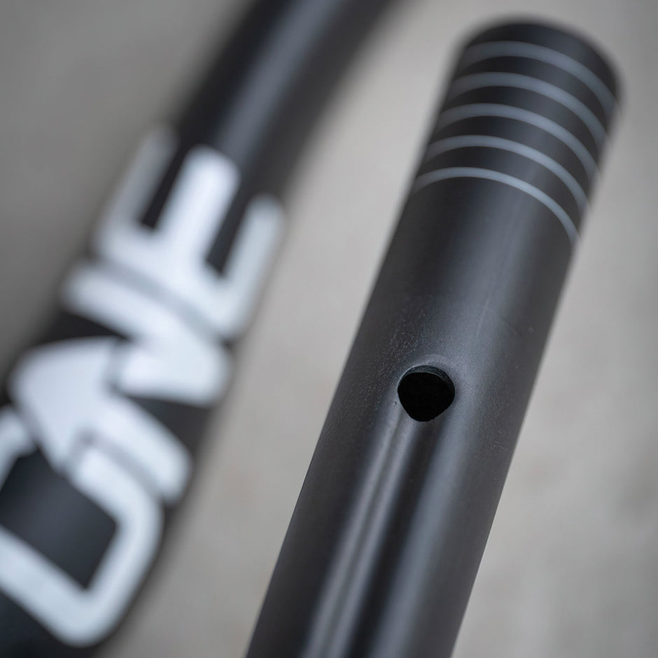 OneUp Components Carbon E-Bar - Carbon Handlebars